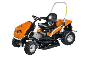 Парков трактор APACHE 92 PRO 2WD EMAK 23к.с.